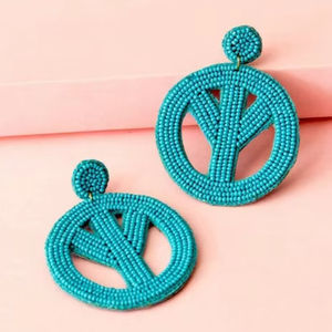 Pendientes de bordado religioso de tendencia Unisex, joyería de fiesta de boda multicolor, regalos populares para costura de mujer - Product Image 1