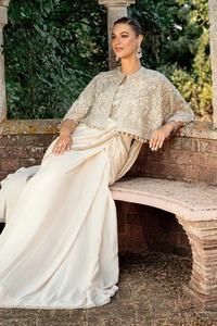 Fashion Bridal Dress Wedding Gown Traditional Winter Party Wear Elegant <b>Floor</b> Length Regular Fit for Special Event - Product Image 4