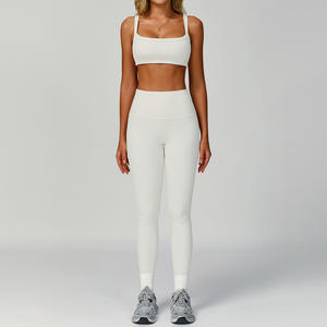 Ensemble de 4 pièces de soutien-gorge de sport et leggings de fitness pour femme, avec contrôle du ventre, taille élastique, leggings de yoga ajustés et tendance - Product Image 3