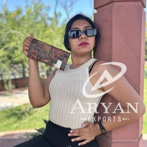 Cartera de mano tallada a mano con cuero de piel para ocultar el pelo, patrón occidental, cuero de vaca Vintage, tarjetas de crédito, billetera en efectivo, regalo - Product Image 1