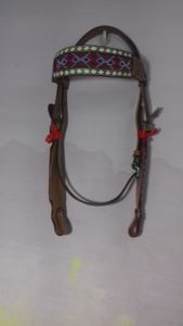 บังเหียนหนังแบบตะวันตกสำหรับม้า พร้อมอุปกรณ์ทองเหลือง  รับผลิตตามแบบ (OEM)  บังเหียนแบบตะวันตกอเมริกัน ราคาแข่งขัน - Product Image 4