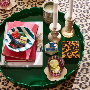 Plateau en laque brillante Artisan avec appel contemporain du Vietnam Un bel accent pour la maison ou un cadeau mémorable - Product Image 1