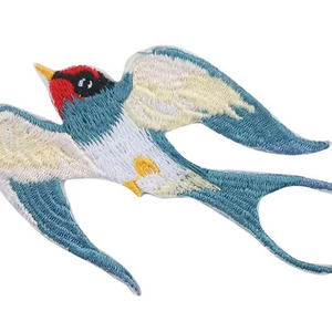 Patch brodé de haute qualité en tissu sergé, fabriqué en usine, logo personnalisé, prix raisonnable pour l'utilisation sur les chapeaux, vêtements, patch brodé - Product Image 6