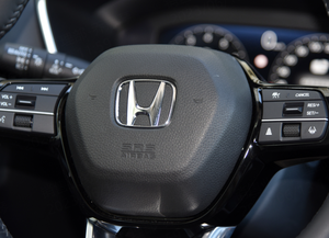 รถยนต์ CR-V ปี 2022-2023 เครื่องยนต์เบนซิน รถมือสองสำหรับรุ่น CR-V พร้อมขับเคลื่อนจากญี่ปุ่นสำหรับนำเข้า - Product Image 5