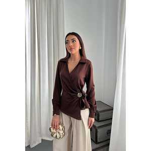 Chemise en satin marron pour femme avec détails boutonnés - Vente en gros de chemises et de blouses - Product Image 6