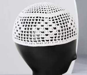 Sombrero de oración musulmán islámico Kufi de ganchillo transpirable de verano hecho a mano con gorra elástica de diseño étnico - Product Image 6