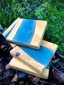 Ensemble de sous-verres en résine époxy et bois pour bateau Modèle de tasse élégant Dessous de verre Bon prix pour l'artisanat artisanal - Product Image 4