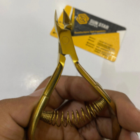 Pince à cuticules professionnelle RTS GOLD à lame courbée, en acier inoxydable de qualité supérieure, pour ongles des doigts et des orteils, pointe affûtée, mâchoire large