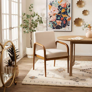 เก้าอี้ทานข้าวไม้สักแท้ รุ่นซามูเอล พร้อมเบาะหนานุ่มสีขาวและเคลือบสีน้ำตาลเงา - Product Image 2