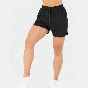 กางเกงขาสั้นเอวสูงของผู้หญิงพร้อมกระเป๋าแต่งโลโก้สำหรับวิ่งออกกำลังกายโยคะ - Product Image 6