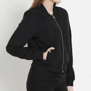 Chaqueta Bomber de mujer de alta calidad, ropa de invierno superventas, chaquetas ligeras ajustables cómodas para mujer, OEM - Product Image 4
