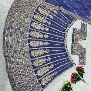 Lehenga choli ชุดงานแต่งอินเดียแบบปักลายดิจิทัลหลากสีสุดพิเศษ - Product Image 1