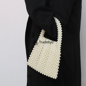 Bolso de mano con perlas vintage para mujer Bolso de noche de diseñador hecho a mano para apariencia retro y moda clásica de Tradebyd - Product Image 6