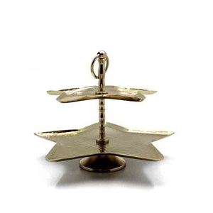 Nuevo diseño atractivo estilo único soporte de pastel pulido brillante con tapa de cúpula de vidrio para fiesta de lujo herramienta de pastel de celebración - Product Image 3