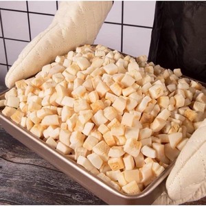 Bolas de coco crujientes orgánicas de Ben Tre, naturalmente dulces y sin azúcar. - Product Image 1