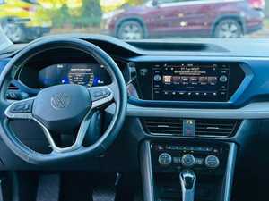 SUV Usado de Lujo 2024, Ultra-Lujoso, SE, Tracción Delantera, Gasolina, Automático, 7 Plazas, con Techo Panorámico y Cámara Trasera de 360° - Product Image 3