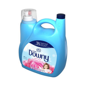 Líquido suavizante de telas para ropa Downy Ultra Plus, aroma fresco de abril, 152 cargas totales - Product Image 2