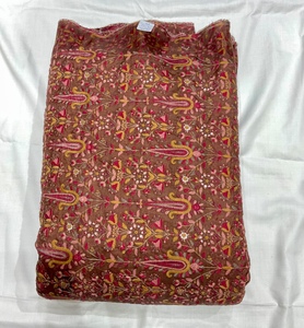 Tela Dola de viscosa pura: lujosamente suave, brillante y fluida con una textura rica, perfecta para crear cortinas elegantes - Product Image 6