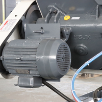 Scie à ruban automatique GHS4235 mini avec angle rotatif et méthode de tension hydraulique, moteur central pour le travail de découpe de composants
