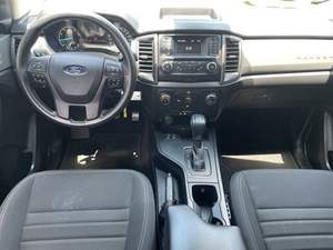 Ford Ranger XL 2021 Usado en Buen Estado, Volante a la Izquierda - Product Image 2