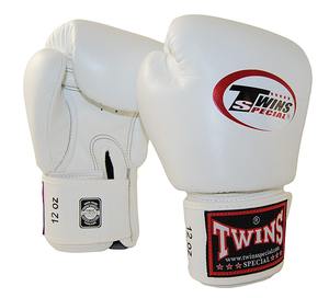 Fabricants en gros de gants de boxe personnalisés pour les jumeaux, gants de boxe pour l'entraînement au kickboxing, gants de boxe pour l'entraînement au Muay Thai - Product Image 2