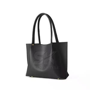 Sac fourre-tout en cuir pour usage extérieur, best-seller, imperméable, logo personnalisé, sac fourre-tout en cuir de haute qualité - Product Image 2