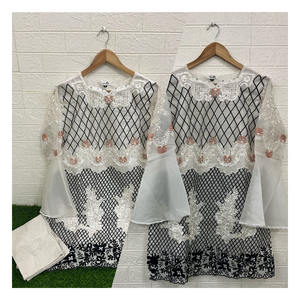 Traje Salwar Indio de Diseño Étnico Moderno, Nuevo, Hecho a Mano, Kurti, Pantalón y Dupatta para Mujer, con Bordado en Organza, Estilo Pakistaní - Product Image 1