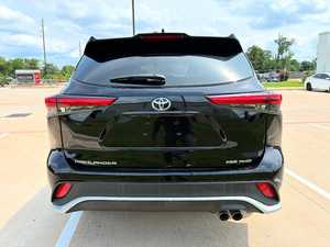 Toyota Highlander XSE 2023 Usada con Todas las Opciones - Product Image 3
