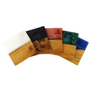 Dessous de verre uniques en bois d'olivier ou d'acacia et résine au design personnalisé pour boisson, café, thé pour le bureau et la maison - Product Image 1