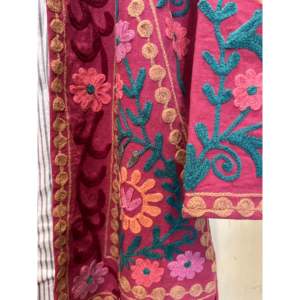 Chaqueta Reversible Tribal Suzani Cherry Forest para Mujer, Acolchada, Floral, Estilo Boho, con Forro de Cuero, Relleno de Algodón, para Invierno y Primavera - Product Image 3