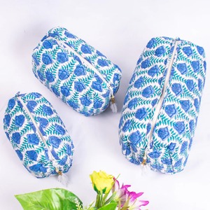 Bleu Floral Bloc Imprimer Vintage Écologique Durable Résistant À L'eau Fermeture À Glissière Personnalisable Grand Cas Kantha Pouch Case - Product Image 1