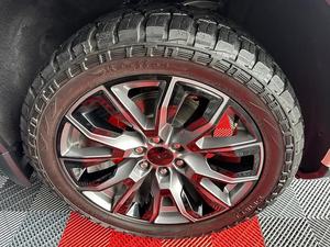 Camioneta GMC Sierra 3500 SLE 2023 con Asientos de Cuero, Techo Corredizo y Motor Turbodiésel VSE Especial - Product Image 5