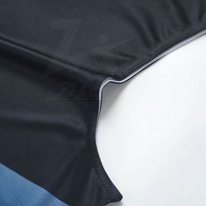 Ensemble de vêtements de basket-ball professionnels en vente Uniforme léger et respirant de sublimation en polyester 100% - Product Image 5