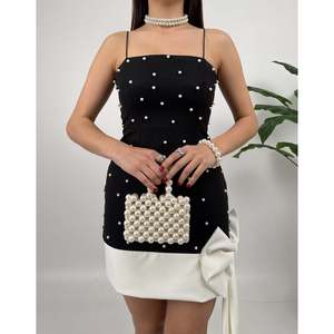 Vestido Mini Negro sin Tirantes missJANELL, Adornado con Perlas, Detalle de Lazo, Tela Doble Atlas, 97% Poliéster, 3% Elastano, para Fiesta - Product Image 5