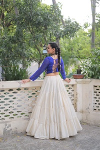 Style traditionnel indien Bollywood Lehenga Choli Premium Collection élégant élégant mariage FestivalWear fête porter meilleure vente - Product Image 5