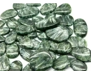 Séraphinite naturelle de haute qualité, cabochon poli, pierre précieuse en vrac pour la fabrication de bijoux, forme mixte de haute qualité - Product Image 2
