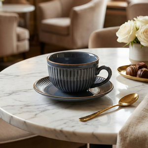 Ensemble de 2 tasses à thé en porcelaine fine, design minimaliste européen, logo personnalisable, avec soucoupes émaillées - Product Image 1