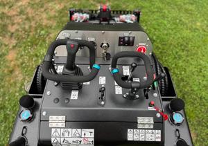 จัดส่งฟรีรถตักขนาดเล็ก EURO5เครื่องยนต์ EPA - Product Image 6