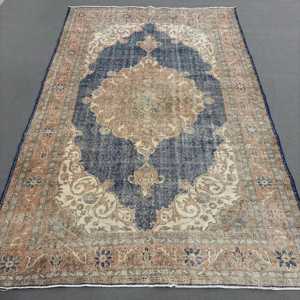 Alfombra Vintage Extra Grande de 6.7x10.6 pies, Alfombra Turca con Diseño Floral Azul - Product Image 1