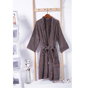 Albornoces 100% Algodón Lujo Suave y de secado rápido High Rise Zipper Fly Manga corta Color sólido 780 gramos para invierno-OEM ODM - Product Image 6