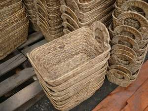 Panier en jacinthe d'eau fait à la main pour le rangement, le service et la décoration Prix d'exportation compétitifs - Product Image 5