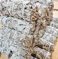 Crumblures de sauge blanche pour fumigation |   Herbe naturelle biologique et écologique pour la purification des espaces, l'aromathérapie et la purification spirituelle