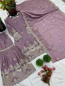 นำเสนอชุดแต่งกายสำหรับงานปาร์ตี้ดีไซน์ใหม่ดูยอดเยี่ยมและดูปองตากับงานปักที่หนักหน่วง - Product Image 4