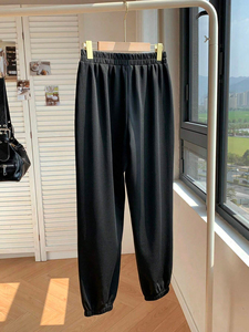 กางเกงวอร์มผู้ชายแบบมีจีบ คุณภาพสูง ผ้าเฟรนช์เทอร์รี่ เอวสองชั้น แต่งผ้าแบบแพทช์เวิร์ค ทรงตรง สำหรับผู้ชาย - Product Image 2