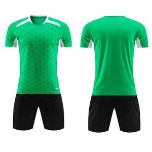 Sublimation personnalisée maillot de football tissu en maille de polyester t-shirt de football respirant à manches courtes - Product Image 1