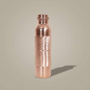 Bouteille d'eau potable en cuivre pur authentique avec un éclat antique et des propriétés de santé ayurvédiques - Product Image 3