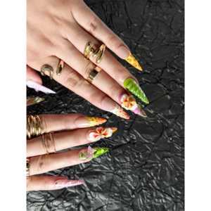 Floral Carnival - Ongles press-on avec motif floral élégant pour la décoration des ongles - Product Image 4