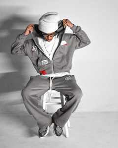 Sweats à capuche de sport de haute qualité sweats à capuche en coton chaud surdimensionné vente en gros ensemble de sweats à capuche brodés avec impression de logo personnalisé pour hommes - Product Image 4