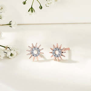 ต่างหูเพชรเม็ดทองมอร์นิ่งโกลว์สำหรับผู้หญิง - Product Image 1