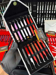 Pinzas para Extensión de Pestañas con Punta de Fibra, Venta Caliente, con Nuevos Diseños de Mango Personalizados, Mango con Agarre de Color Diamante - Product Image 4